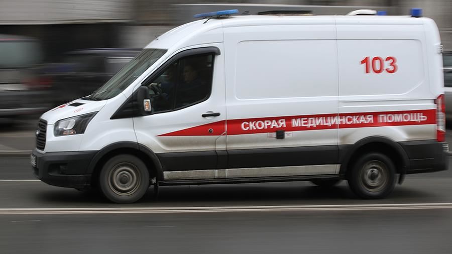 Шесть человек пострадали при наезде маршрутки на столб в Москве<br />
