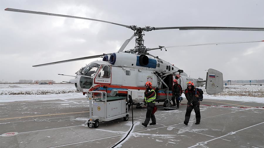 Вертолет эвакуировал пострадавшую в аварии с маршруткой в Москве<br />
