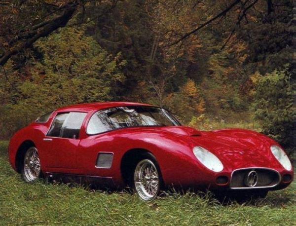 <br />
			Один из пяти купе Zagato Mostro продадут на аукционе (23 фото)